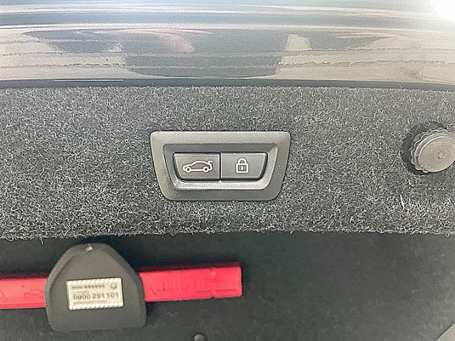 新世代G30系 BMW 520I  Luxury 德系精緻與豪華現在輕鬆享受現在只要7X萬入手  第8張相片