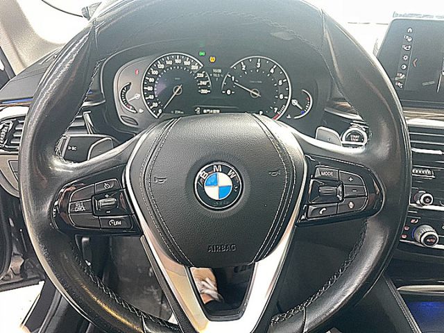 新世代G30系 BMW 520I  Luxury 德系精緻與豪華現在輕鬆享受現在只要7X萬入手  第15張相片