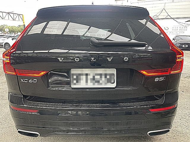 小改Volvo XC60 B5 R-Design 油電加價Bowers&Wilkins音響現在超優惠價入手  第4張相片