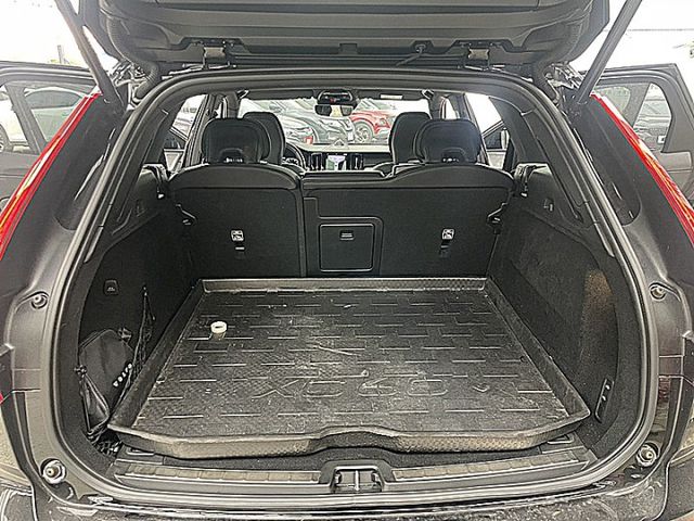 小改Volvo XC60 B5 R-Design 油電加價Bowers&Wilkins音響現在超優惠價入手  第7張相片