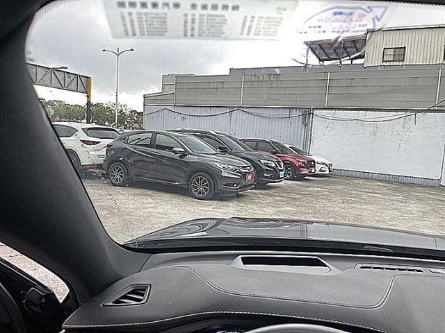 小改Volvo XC60 B5 R-Design 油電加價Bowers&Wilkins音響現在超優惠價入手  第20張相片