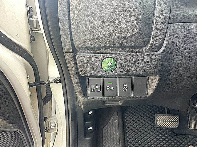 有故事的FIT 頂級S版個性小轎旅給你甜甜價  第14張相片