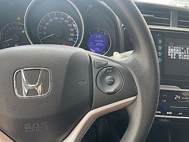 有故事的FIT 頂級S版個性小轎旅給你甜甜價  第16張相片