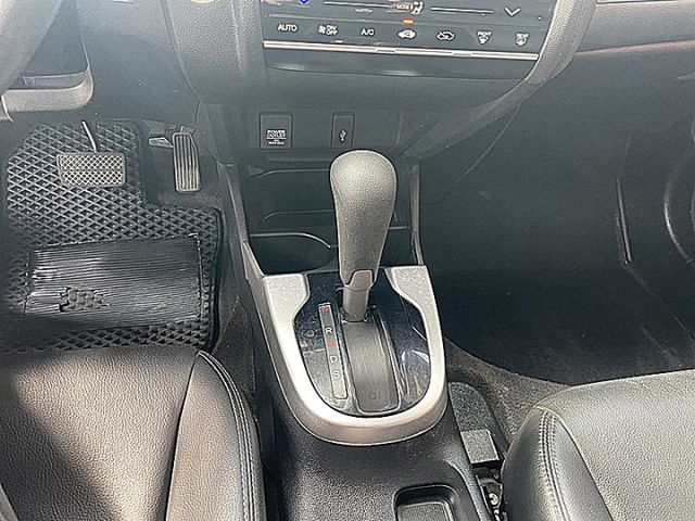 有故事的FIT 頂級S版個性小轎旅給你甜甜價  第18張相片