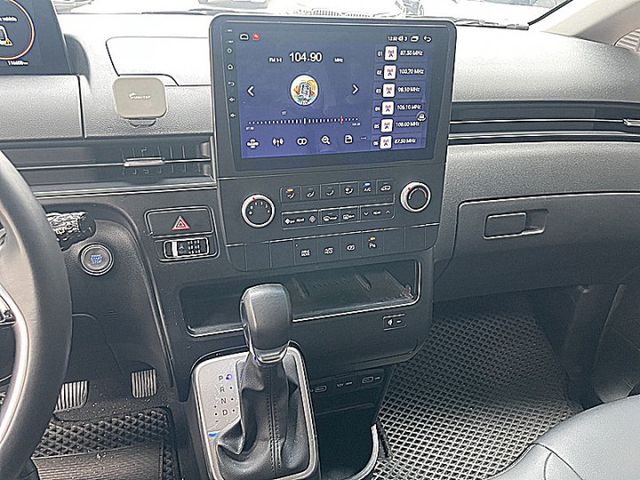 未來星艦感的新商旅頭等艙Staria GLD-B規9人大商旅  第17張相片