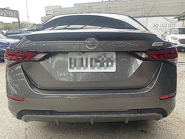 Sentra 智駕尊爵版選JBL喇叭才跑5萬  第4張相片