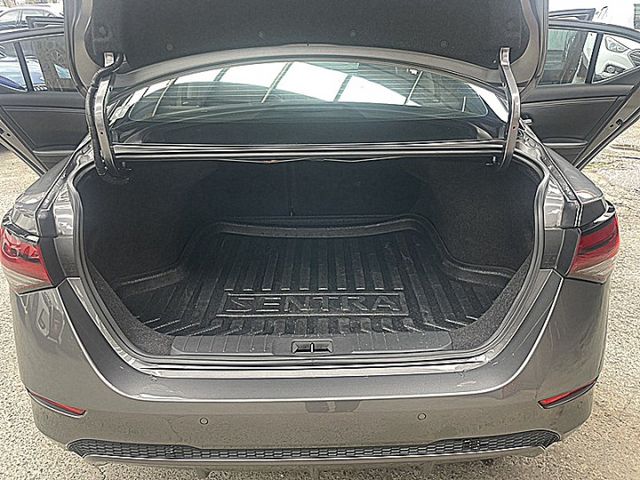 Sentra 智駕尊爵版選JBL喇叭才跑5萬  第7張相片