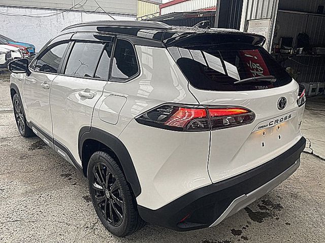 小改Corolla Cross Hybrid GR Sport最頂版才跑1萬  第3張相片
