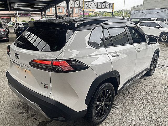 小改Corolla Cross Hybrid GR Sport最頂版才跑1萬  第6張相片
