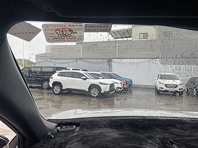 小改Corolla Cross Hybrid GR Sport最頂版才跑1萬  第20張相片