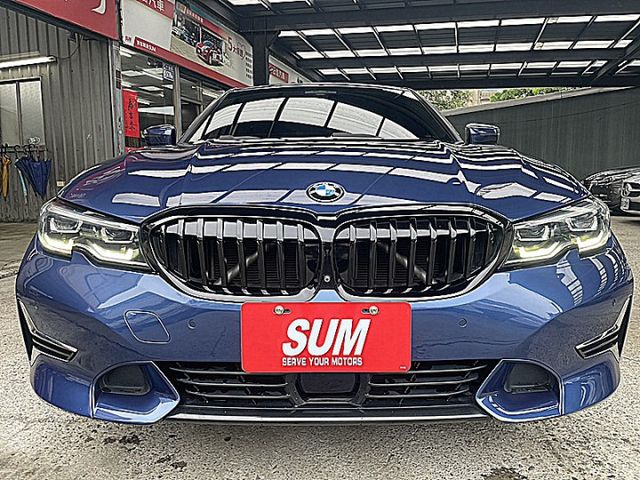 新世代G30系 BMW 318I  Luxury 德系精緻與豪華現在輕鬆享受  第2張相片