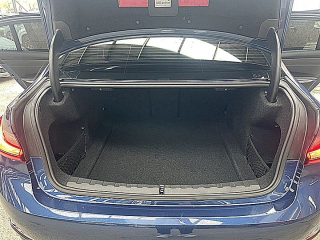 新世代G30系 BMW 318I  Luxury 德系精緻與豪華現在輕鬆享受  第7張相片