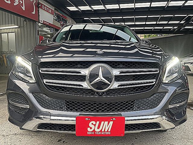 總代理 GLE 400 有23P的歐才跑10萬老闆座駕現在不用80萬入手  第2張相片