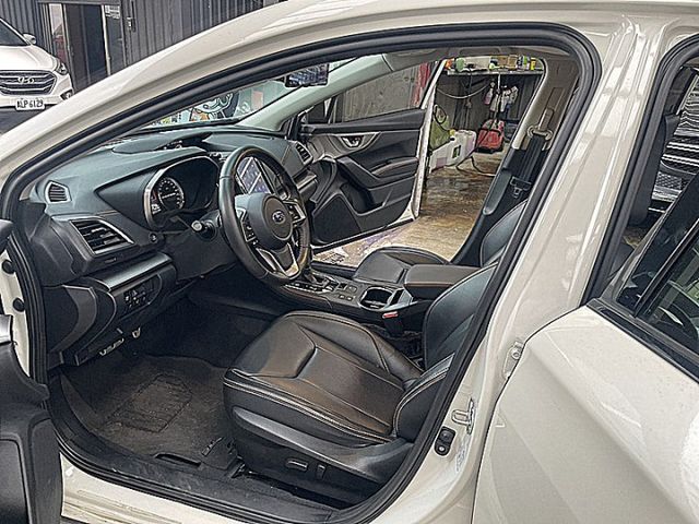 第二代Subaru XV在進化天窗I-KEY智慧定速跟車AWD才跑5萬  第9張相片