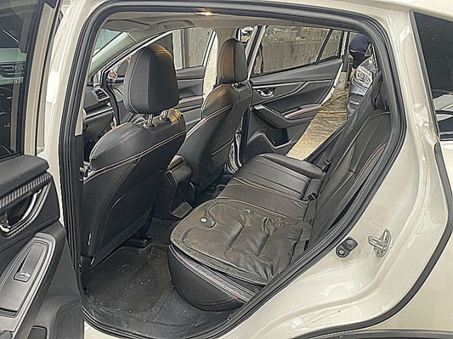 第二代Subaru XV在進化天窗I-KEY智慧定速跟車AWD才跑5萬  第10張相片