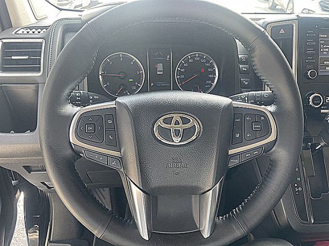 Granvia 6人旗艦三代同堂出遊與商務接送好幫手另有21白色同款  第15張相片