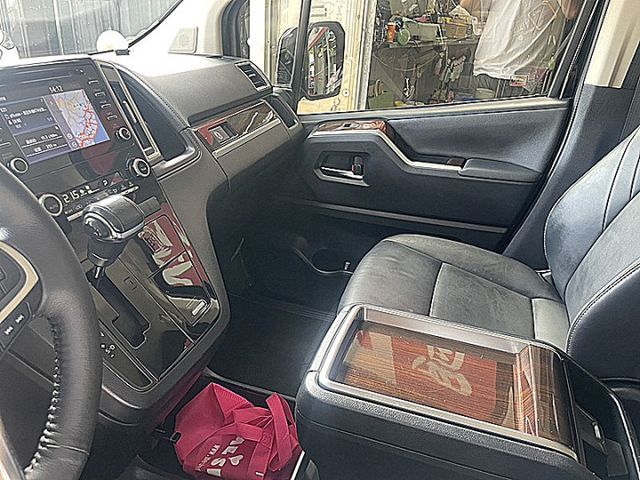 Granvia 6人旗艦三代同堂出遊與商務接送好幫手另有21白色同款  第19張相片