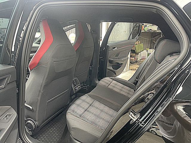 全新八代 Golf  GTI 暴力小鋼砲知道的就懂  第9張相片