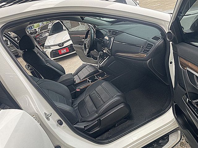 本田進化五代CR-V S版有全景天窗盲點電動尾門  第11張相片