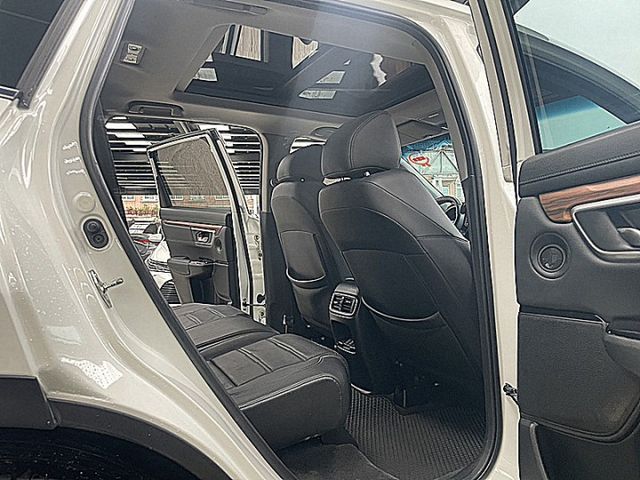 本田進化五代CR-V S版有全景天窗盲點電動尾門  第12張相片