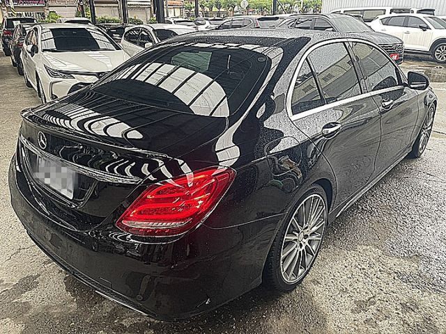 BENZ C300 AMG 有全景天窗.摸門.I-KEY.柏林@音.氛围燈超美  第5張相片