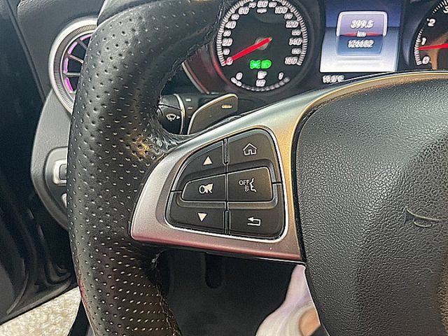 BENZ C300 AMG 有全景天窗.摸門.I-KEY.柏林@音.氛围燈超美  第16張相片