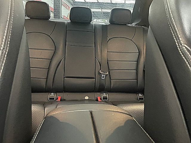 BENZ C300 AMG 有全景天窗.摸門.I-KEY.柏林@音.氛围燈超美  第20張相片
