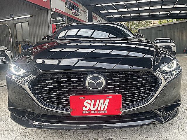 小改款魂動系馬自達3 四門20S Premium型有LED頭燈.盲點自適應跟車都原廠保養  第2張相片