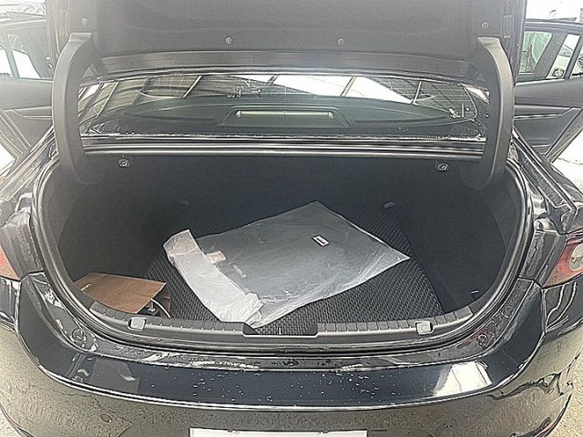 小改款魂動系馬自達3 四門20S Premium型有LED頭燈.盲點自適應跟車都原廠保養  第7張相片