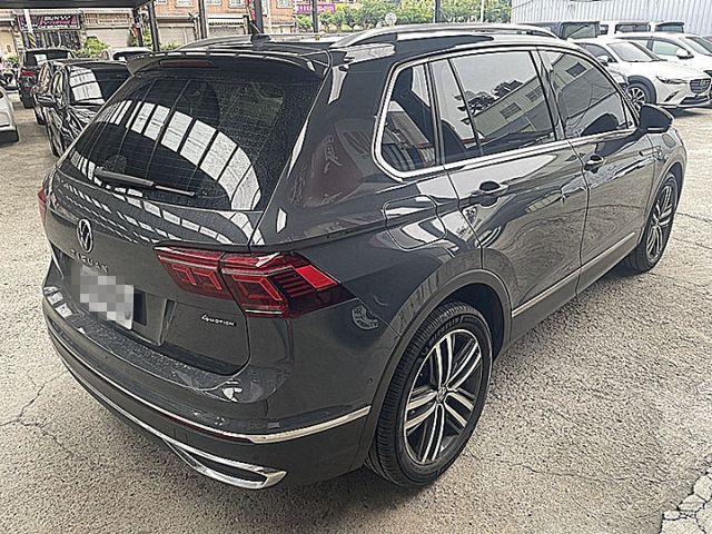 全新二代目Tiguan330 TSI Elegance Premium款進化更安全有智慧跟車電動尾門現在超優惠入手價  第5張相片