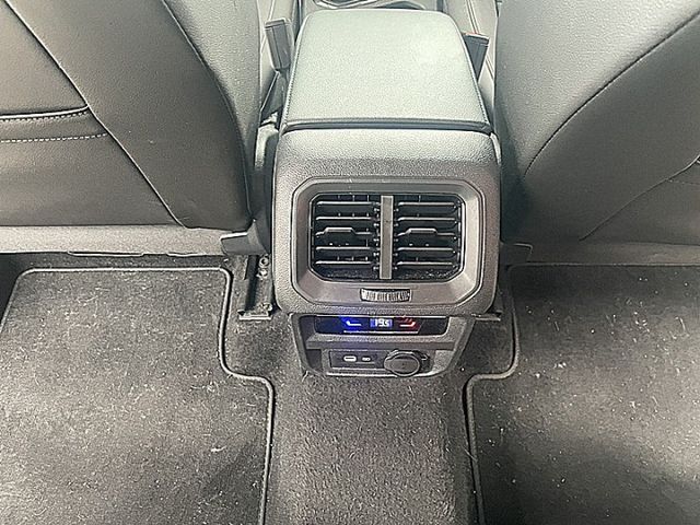 全新二代目Tiguan330 TSI Elegance Premium款進化更安全有智慧跟車電動尾門現在超優惠入手價  第14張相片