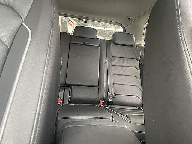 全新二代目Tiguan330 TSI Elegance Premium款進化更安全有智慧跟車電動尾門現在超優惠入手價  第20張相片