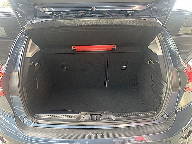 轎旅型Focus Active任性版D&O音響有跟車抬顯後座冷氣出風電動椅才跑6萬  第7張相片