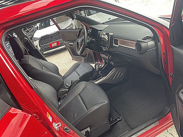 Suzuki新世代進口輕油電小車Ignis省油省稅金才跑1萬  第10張相片