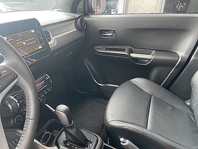 Suzuki新世代進口輕油電小車Ignis省油省稅金才跑1萬  第18張相片