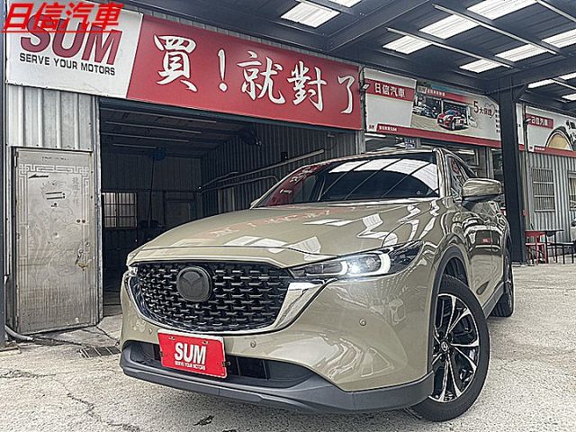 改款旗艦獻定版有抬顯I-KEY BOES音響跟車LED頭燈.盲點電動尾門都原廠保養  第1張相片