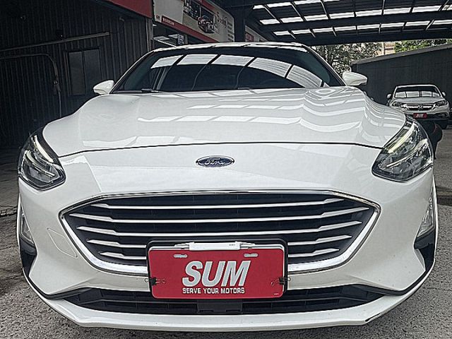 Focus 5D超值版有跟車盲點後座冷氣出風才跑6萬  第2張相片