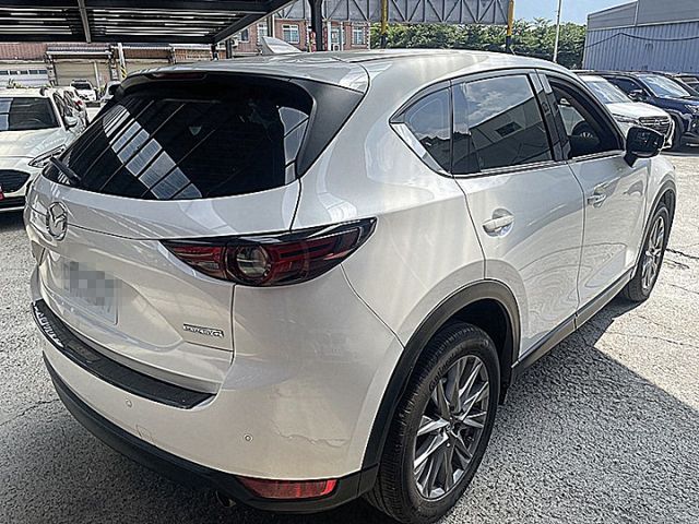 小改款 CX-5魂動系BOES旗艦版有抬顯.跟車自適應LED頭燈.盲點電動尾門  第5張相片