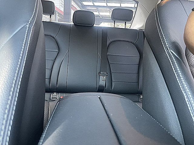 總代理BENZ C200 小資通勤代步豪華車首選省油又省稅才跑9萬7  第20張相片