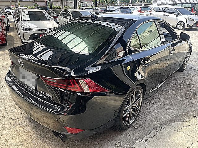 專注完美近乎苛求Lexus  F-Sport版  第6張相片