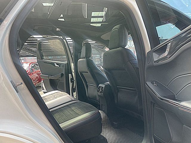 Ford大改款Kuga EcoBoost 250 AWD ST-Line X 有4WD有D&O音響全景電動尾門才跑5萬  第12張相片