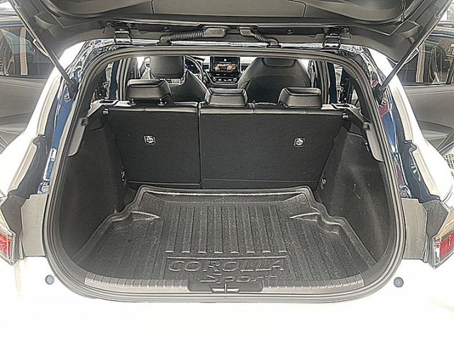 Corolla Sport 旗艦版搶手貨前車主愛車貼白色車膜  第7張相片