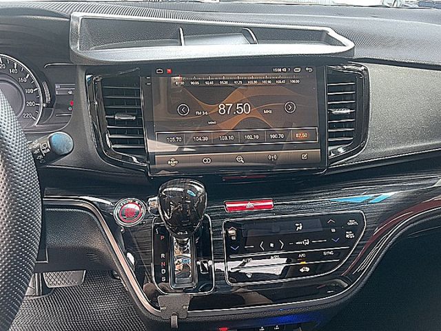 HONDA ODYSSEY APEX 7人座滿滿內外改裝件找錢好物  第17張相片