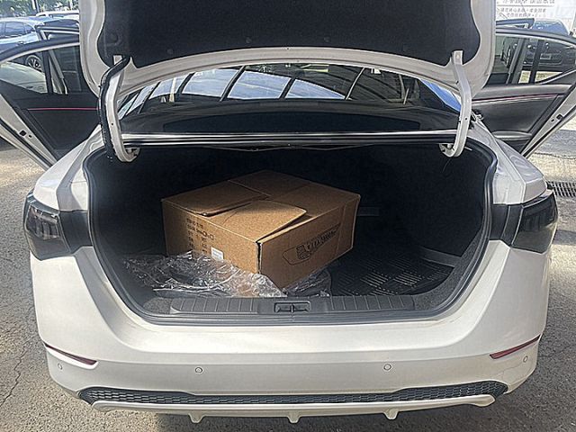 SUPER SENTRA  第7張相片