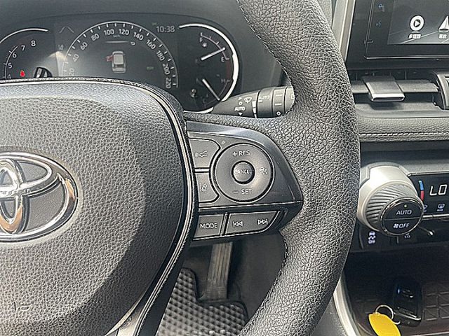 2.0尊爵有i-key影音環景跟車電動尾門搶手白  第16張相片