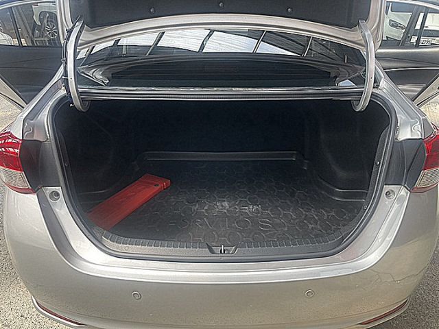 不敗代步神車才跑9萬  第8張相片