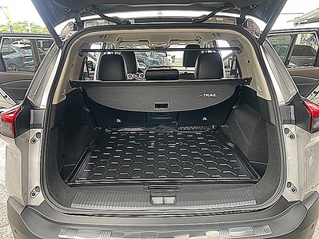 X-TRAIL 輕油電 旗艦版有抬顯.BOES音響後方主動煞停電動尾門才跑2萬4  第7張相片