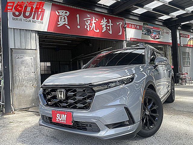 大改款六代最頂P版新車127萬全景天窗電尾盲點環景才跑1萬歐  第1張相片
