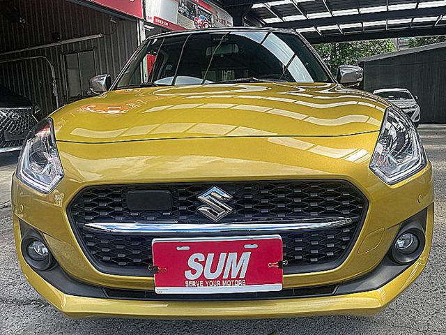 進化改款 四代 Suzuki Swift 12V 輕油電掀背車才跑3萬  第2張相片