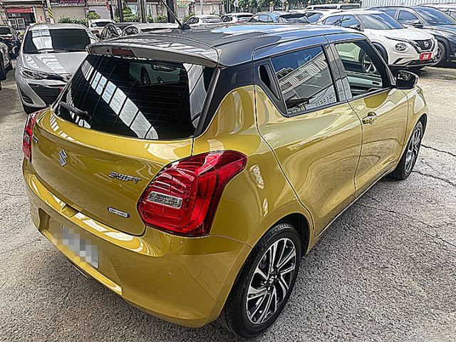 進化改款 四代 Suzuki Swift 12V 輕油電掀背車才跑3萬  第5張相片